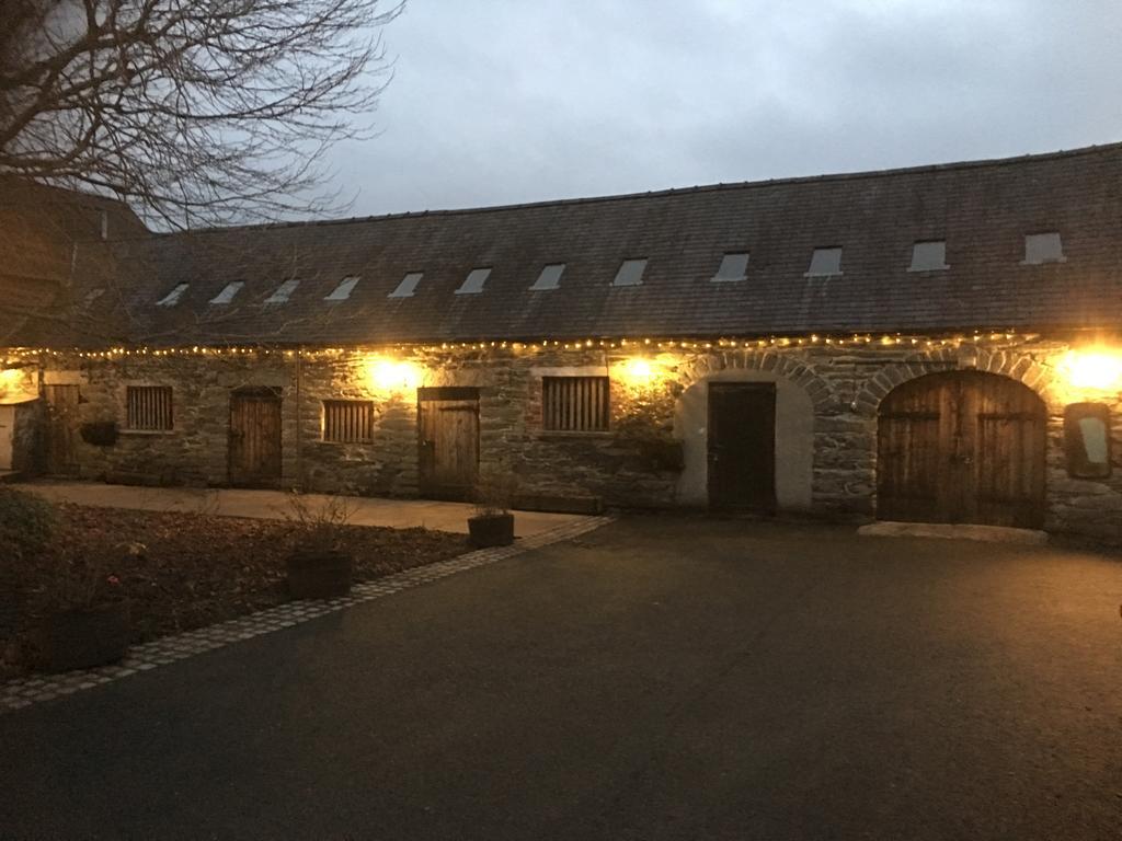 באלה Bryn Melyn Farm Cottages מראה חיצוני תמונה